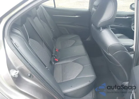 2021 Toyota Camry Se z USA, uszkodzony, nr VIN 4T1G11AK6MU444804